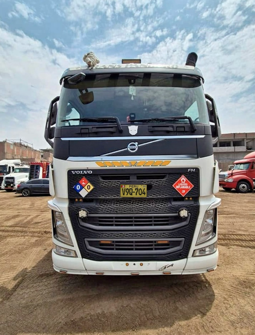Remolcador Fh 480 año 2017 Precio S/. 185,000.00 Soles - Imagen 4